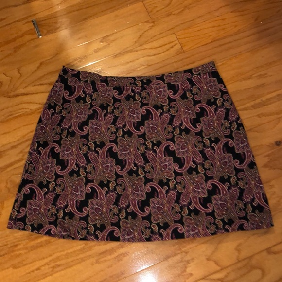 Margaret M Deandra A-Line Skirt 🎉HP🎉 - Picture 3 of 6